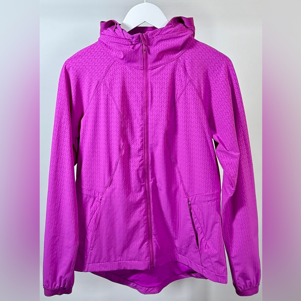 Lululemon Athletica Vibrant Pink size 8 jacket